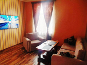 İcarəyə verilir 2 otaqlı 60 m2 köhnə tikili Gənclik m.