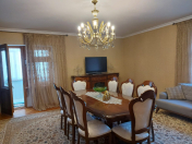 Satılır 4 otaqlı 100 m2 köhnə tikili Nizami m.