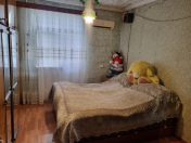 Satılır 2 otaqlı 50 m2 köhnə tikili Badamdar