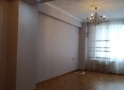 Satılır 4 otaqlı 213 m2 obyekt Yasamal r.