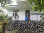 Satılır 3 otaqlı 75 m2 bağ evi Qax