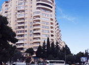 Satılır 3 otaqlı 140 m2 yeni tikili 8 mkr