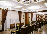 İcarəyə verilir 10 otaqlı 1000 m2 obyekt Neftçilər m.