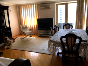 İcarəyə verilir 4 otaqlı 110 m2 köhnə tikili Elmlər Akademiyası m.