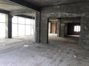 Satılır 6 otaqlı 240 m2 obyekt 3 mkr