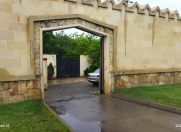 İcarəyə verilir 8 otaqlı 400 m2 bağ evi Mərdəkan