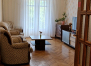 İcarəyə verilir 2 otaqlı 70 m2 köhnə tikili 28 May m.