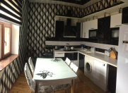 Satılır 5 otaqlı 120 m2 həyət evi Binə