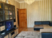 İcarəyə verilir 3 otaqlı 80 m2 köhnə tikili Əhmədli m.