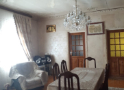 İcarəyə verilir 6 otaqlı 100 m2 həyət evi Elmlər Akademiyası m.