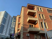 Satılır 4 otaqlı 180 m2 yeni tikili İçəri Şəhər m.