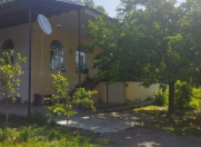 İcarəyə verilir 3 otaqlı 150 m2 həyət evi Şəki