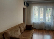 İcarəyə verilir 2 otaqlı 65 m2 köhnə tikili İçəri Şəhər m.