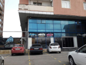 Satılır 2 otaqlı 205 m2 obyekt Memar Əcəmi m.