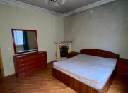 İcarəyə verilir 2 otaqlı 60 m2 köhnə tikili Nəsimi r.