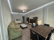 İcarəyə verilir 3 otaqlı 120 m2 yeni tikili Gənclik m.