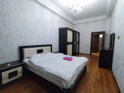 İcarəyə verilir 2 otaqlı 80 m2 yeni tikili 28 May m.