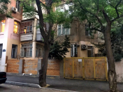 Satılır 3 otaqlı 70 m2 obyekt Təhsil Nazirliyi