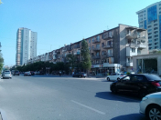 İcarəyə verilir 3 otaqlı 100 m2 köhnə tikili Nəsimi r.