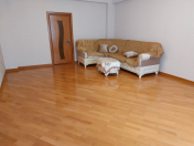 Satılır 3 otaqlı 130 m2 yeni tikili Ukrayna dairəsi