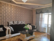 İcarəyə verilir 3 otaqlı 70 m2 köhnə tikili Qara Qarayev m.