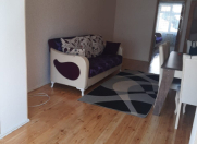 İcarəyə verilir 3 otaqlı 80 m2 köhnə tikili Qara Qarayev m.