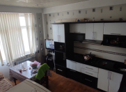 İcarəyə verilir 3 otaqlı 150 m2 yeni tikili Həzi Aslanov