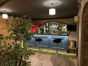 Satılır 5 otaqlı 230 m2 obyekt Nizami m.