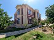 Satılır 8 otaqlı 550 m2 villa Bilgəh