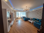 Satılır 4 otaqlı 192 m2 yeni tikili Gənclik m.