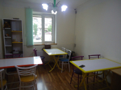 İcarəyə verilir 1 otaqlı 98 m2 köhnə tikili 28 May m.