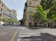 Satılır 4 otaqlı 141 m2 köhnə tikili 28 May m.