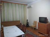 İcarəyə verilir 2 otaqlı 60 m2 köhnə tikili Nəriman Nərimanov m.