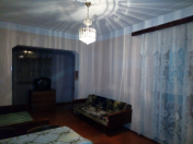 İcarəyə verilir 2 otaqlı 60 m2 köhnə tikili Həzi Aslanov m.