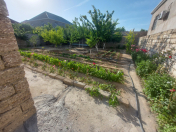 Satılır 4 otaqlı 130 m2 həyət evi Ramana