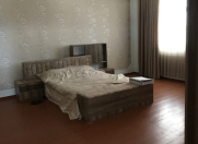 Satılır 8 otaqlı 1831 m2 bağ evi Bilgəh