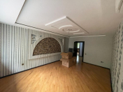 Satılır 3 otaqlı 70 m2 köhnə tikili Bakıxanov