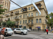 Satılır 4 otaqlı 142 m2 köhnə tikili 28 May m.