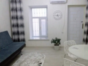 İcarəyə verilir 2 otaqlı 45 m2 köhnə tikili Sahil m.