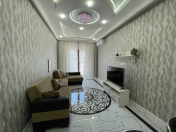 İcarəyə verilir 2 otaqlı 75 m2 yeni tikili Axundov bağı