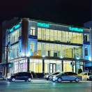 Satılır 10 otaqlı 600 m2 obyekt İnşaatçılar m.