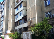 Satılır 3 otaqlı 70 m2 köhnə tikili Bakıxanov