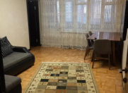 İcarəyə verilir 3 otaqlı 70 m2 köhnə tikili ABŞ səfirliyi