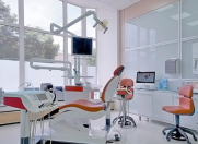 Satılır 30 otaqlı 1000 m2 obyekt 20 yanvar m.