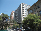 Satılır 2 otaqlı 76 m2 yeni tikili Təhsil Nazirliyi