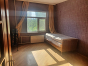 Satılır 3 otaqlı 90 m2 köhnə tikili İnşaatçılar m.