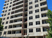 Satılır 6 otaqlı 250 m2 obyekt Azadlıq prospekti m.