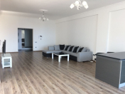 İcarəyə verilir 3 otaqlı 160 m2 yeni tikili 28 May m.