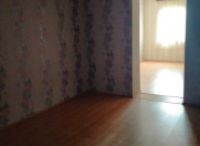 Satılır 3 otaqlı 70 m2 köhnə tikili 20-ci sahə