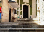 Satılır 8 otaqlı 200 m2 həyət evi Azneft meydanı